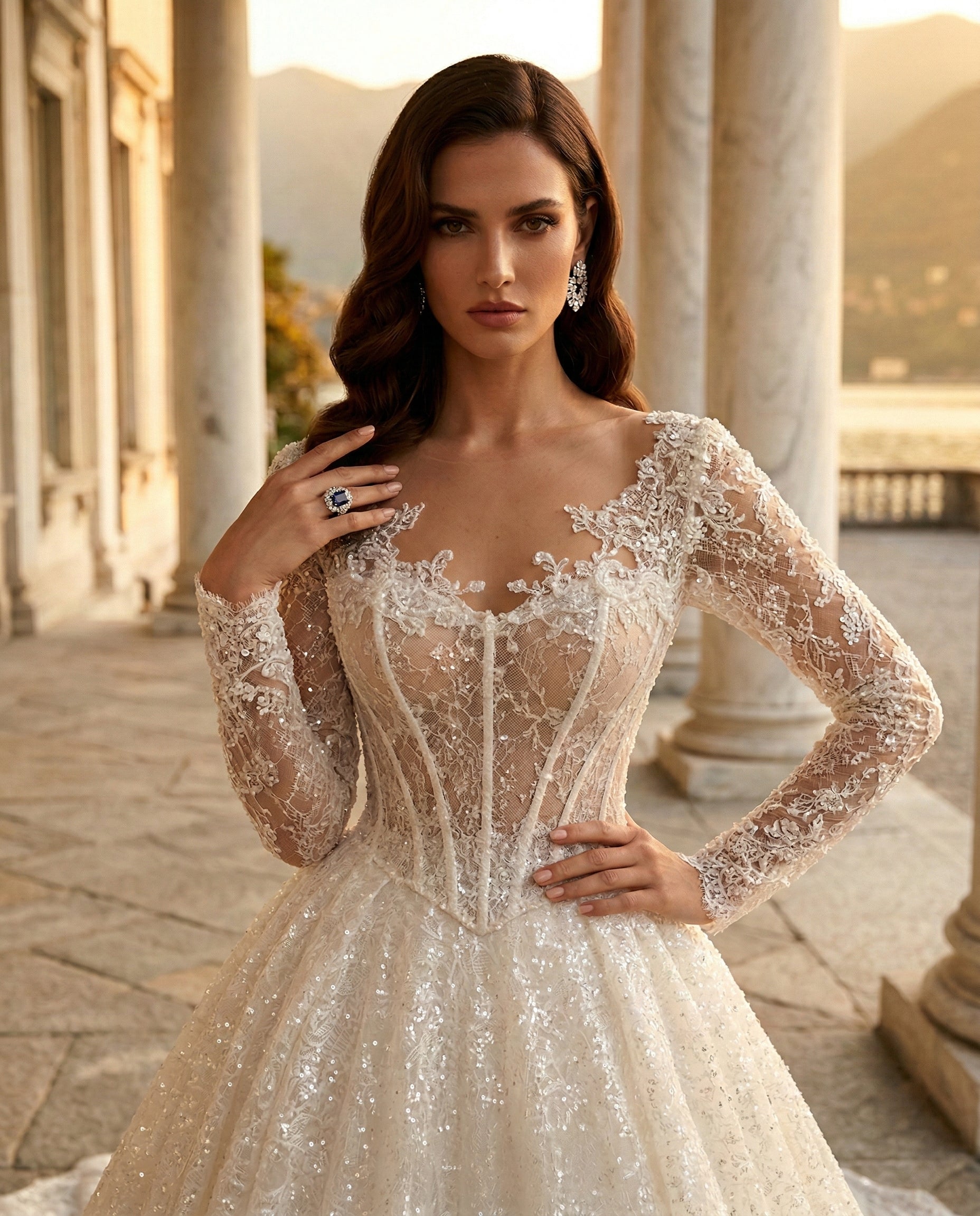 Abito da Sposa Modello Principessa in Pizzo Scintillante con Maniche Lunghe e Corpetto Bustier - MARA RAMIREZ - SPR298